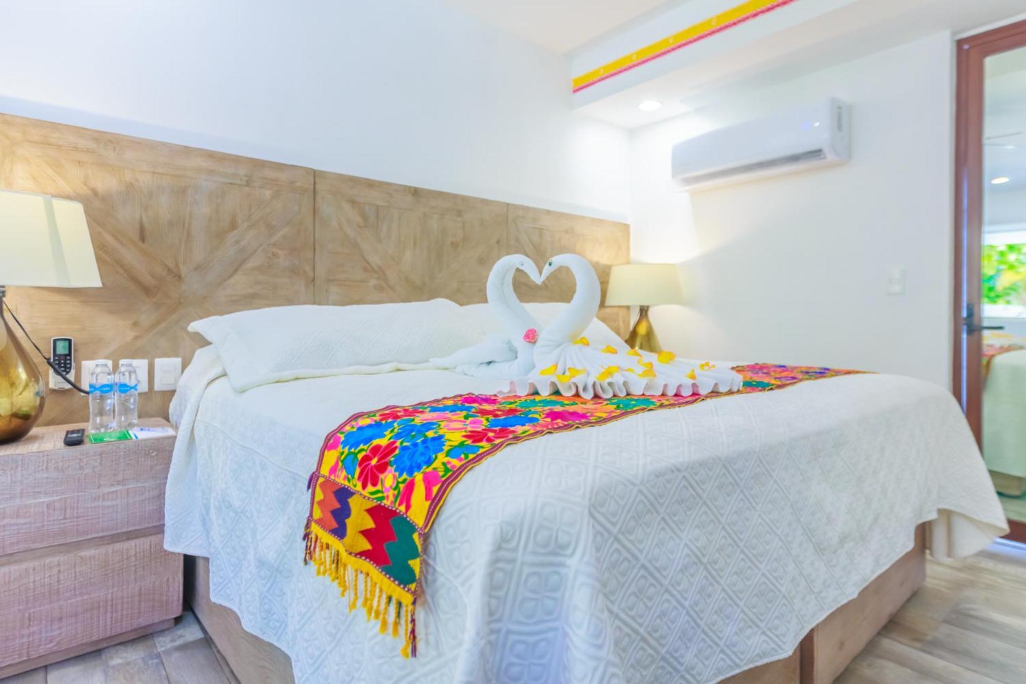 ᐉ HOTEL PARADISE SUITES ⋆⋆⋆⋆ ( ISLA MUJERES, MEXICO ) REAL PHOTOS & GREAT  DEALS